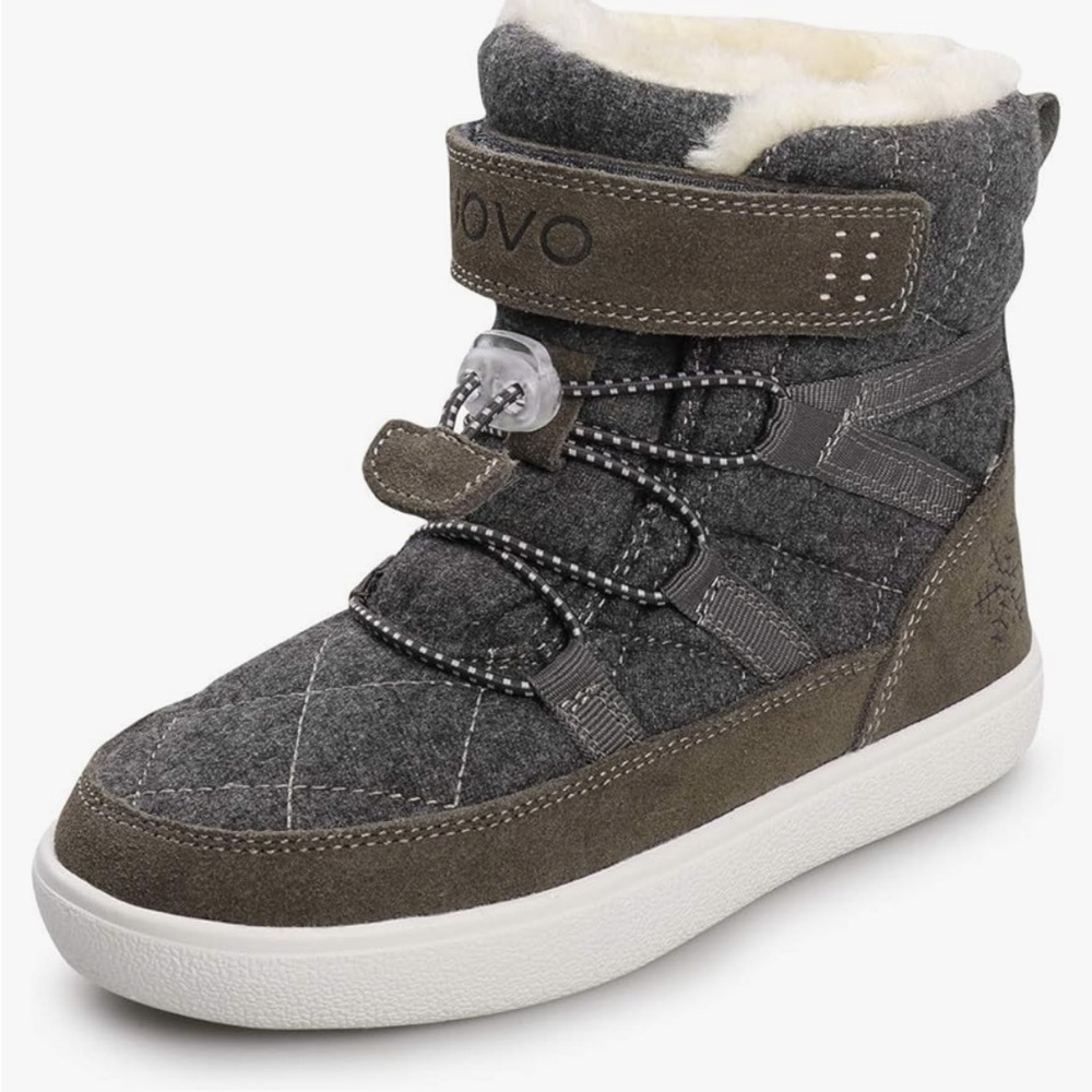 NWT, UOVO kids winter boots 🥾